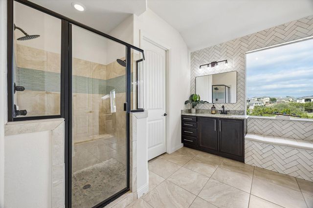 1812 Harvest Dance DR, Leander, TX 78641