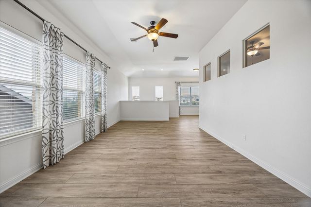 1812 Harvest Dance DR, Leander, TX 78641