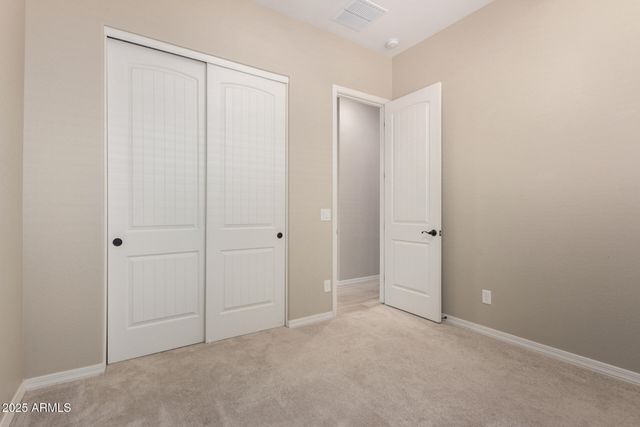 2811 S JEFFRY Street, Gilbert, AZ 85295