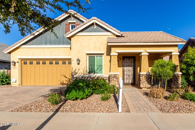 2811 S JEFFRY Street, Gilbert, AZ 85295