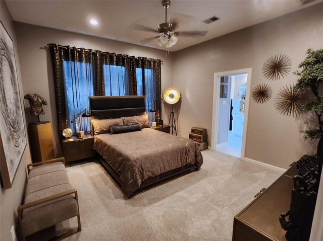 38 Fairway Park, Montgomery, TX 77356