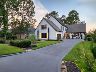 38 Fairway Park, Montgomery, TX 77356