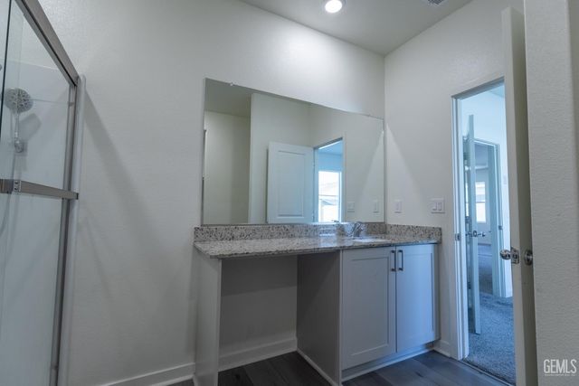7818 Cherimoya Drive, Bakersfield, CA 93313