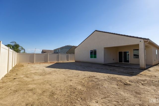 7818 Cherimoya Drive, Bakersfield, CA 93313
