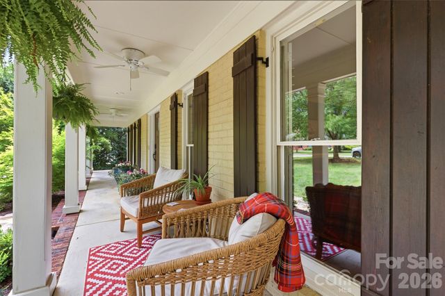 170 S Kimberly Road, Davidson, NC 28036
