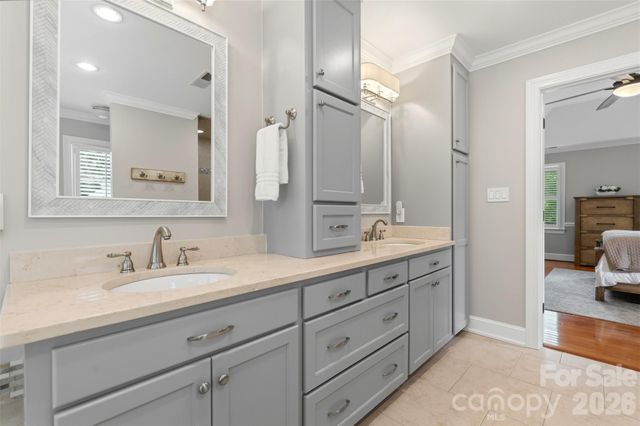 170 S Kimberly Road, Davidson, NC 28036
