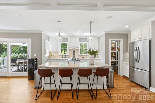 170 S Kimberly Road, Davidson, NC 28036