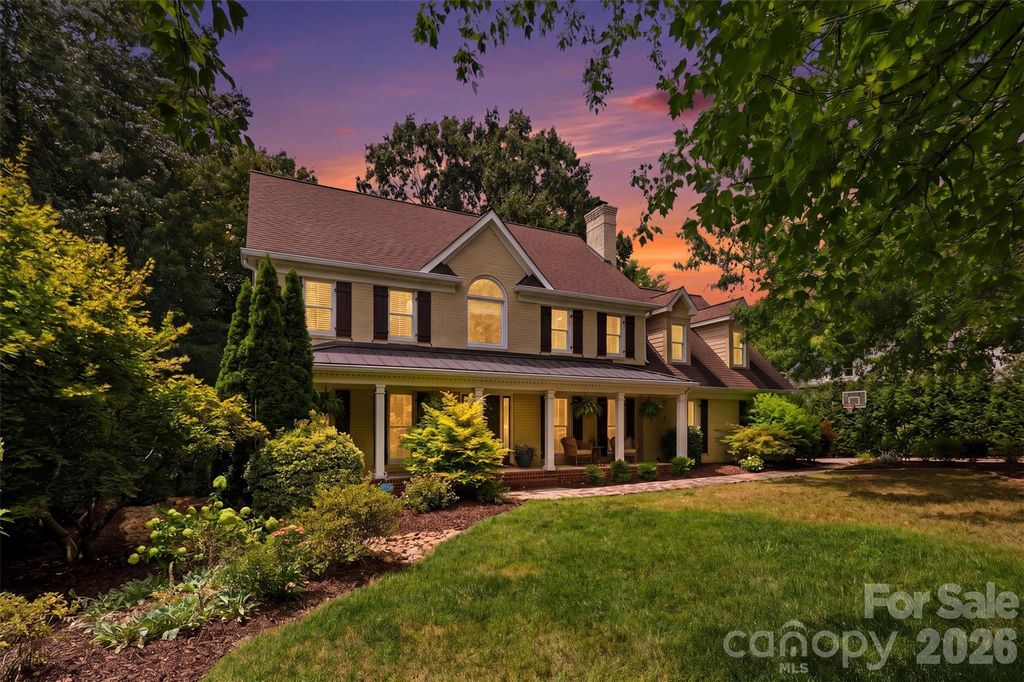 170 S Kimberly Road, Davidson, NC 28036