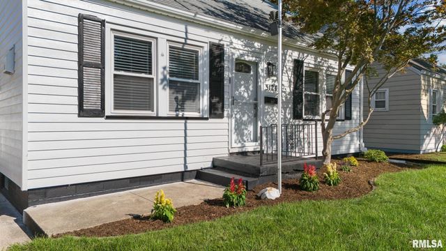 3124 N PARISH Avenue, Peoria, IL 61604