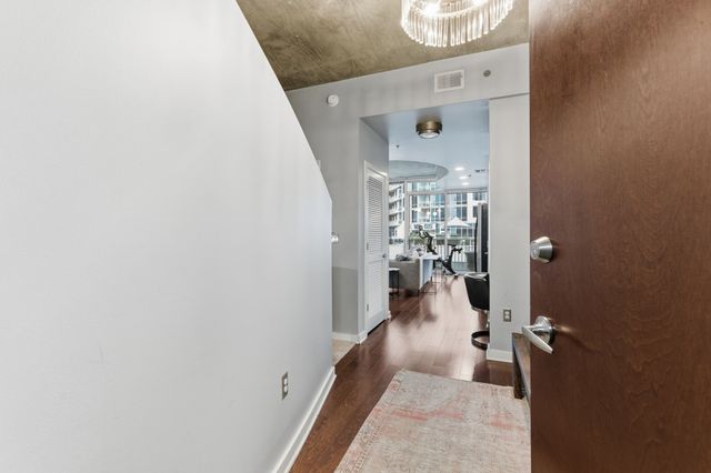 301 Demonbreun St Unit 907, Nashville, TN 37201