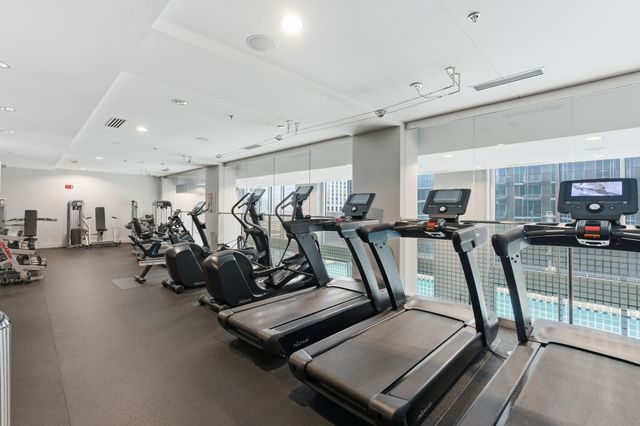 301 Demonbreun St Unit 907, Nashville, TN 37201