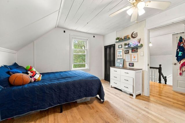 746 Dighton Ave, Taunton, MA 02780
