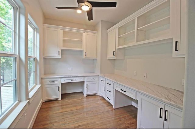 2736 Cortlandt Street B, Houston, TX 77008