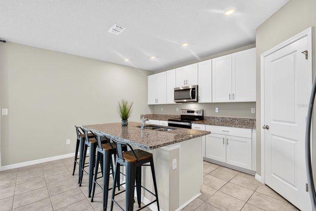 10025 DAYBREAK GLEN, Parrish, FL 34219