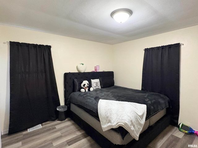 5419 N RENWOOD Avenue, Peoria, IL 61614