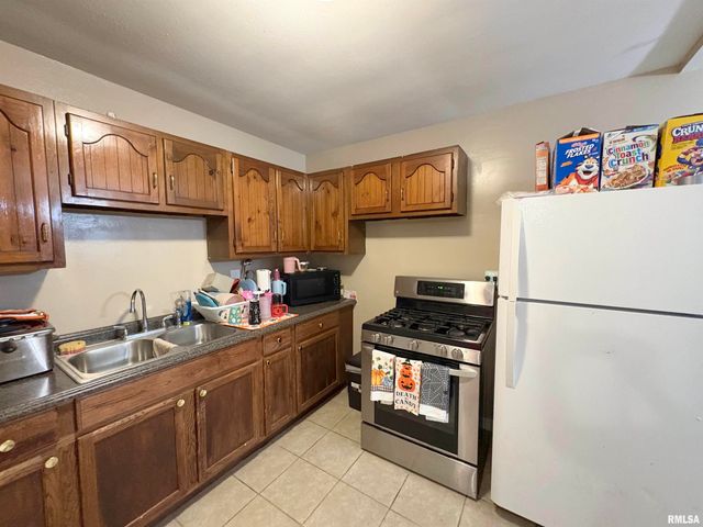 5419 N RENWOOD Avenue, Peoria, IL 61614