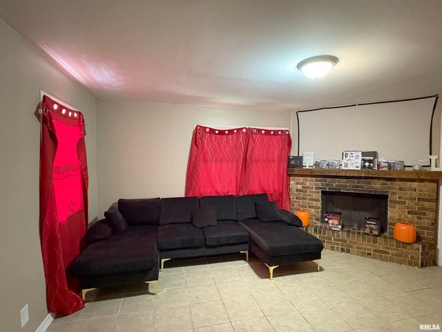 5419 N RENWOOD Avenue, Peoria, IL 61614