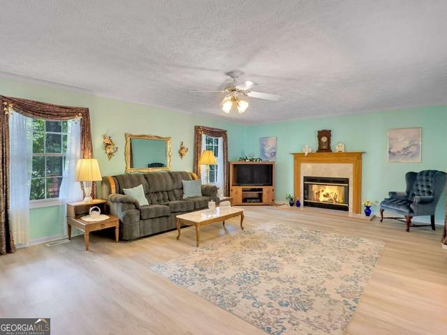 240 Riverview Road, Jackson, GA 30233