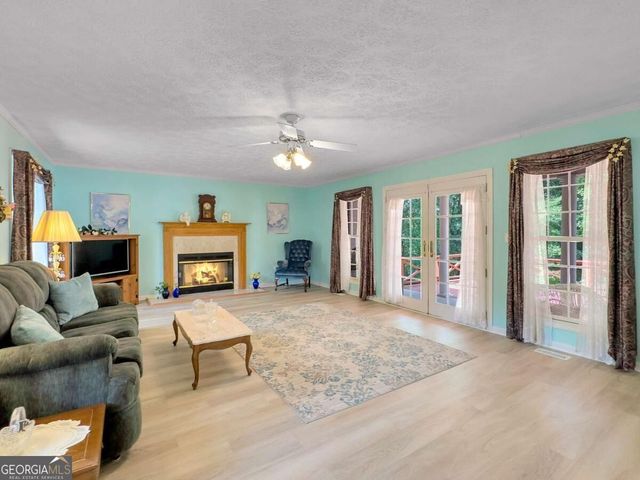 240 Riverview Road, Jackson, GA 30233