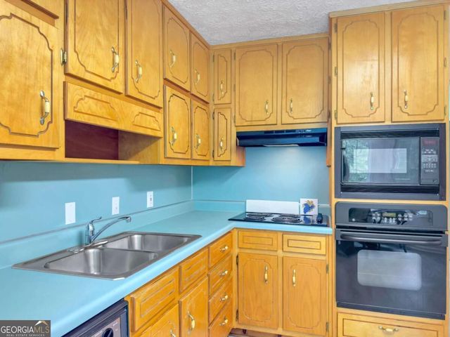 240 Riverview Road, Jackson, GA 30233