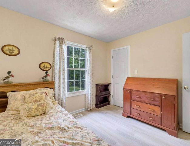 240 Riverview Road, Jackson, GA 30233