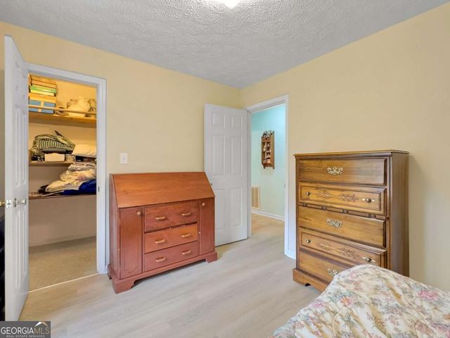 240 Riverview Road, Jackson, GA 30233