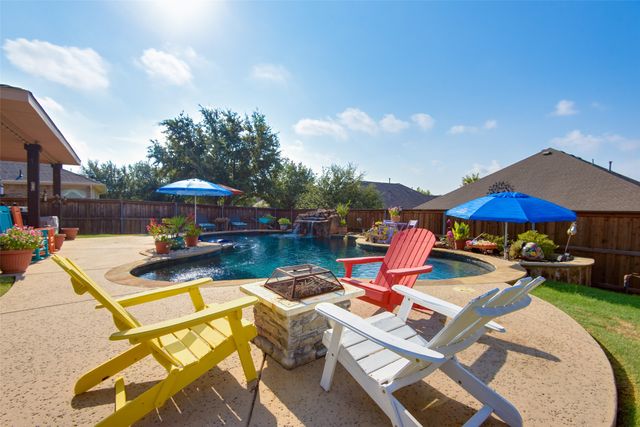 1038 Shepard Lane, Lavon, TX 75166