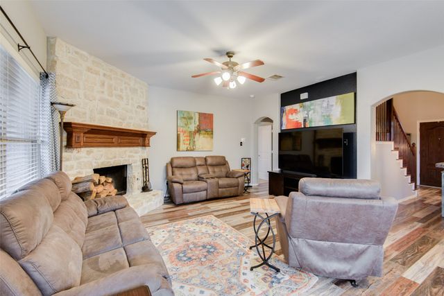 1038 Shepard Lane, Lavon, TX 75166