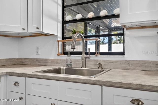 2001 KENILWORTH AVENUE, South Daytona, FL 32119