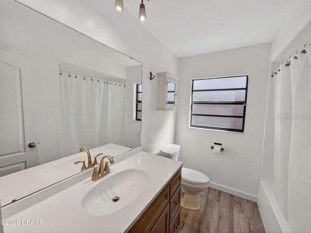 2001 KENILWORTH AVENUE, South Daytona, FL 32119