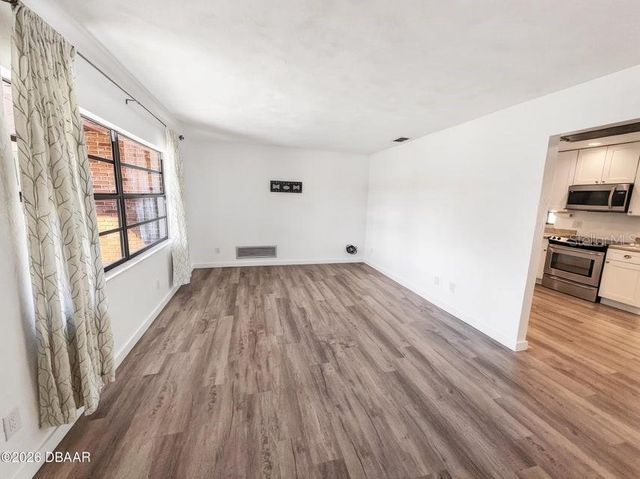 2001 KENILWORTH AVENUE, South Daytona, FL 32119