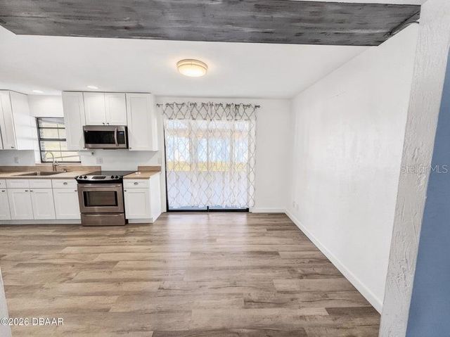 2001 KENILWORTH AVENUE, South Daytona, FL 32119