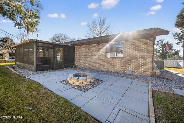 2001 KENILWORTH AVENUE, South Daytona, FL 32119