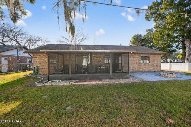 2001 KENILWORTH AVENUE, South Daytona, FL 32119