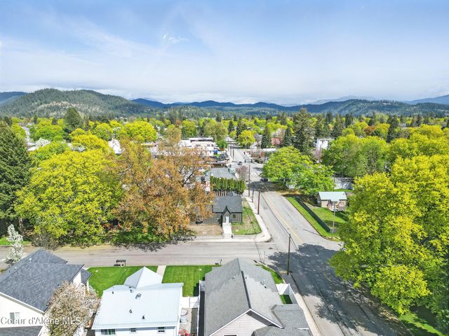 1202 N A ST, Coeur D'alene, ID 83814