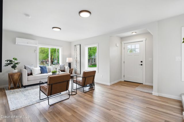 1202 N A ST, Coeur D'alene, ID 83814