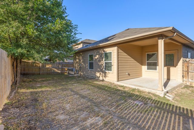 365 Cibolo Creek DR, Kyle, TX 78640