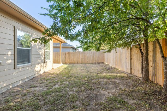365 Cibolo Creek DR, Kyle, TX 78640