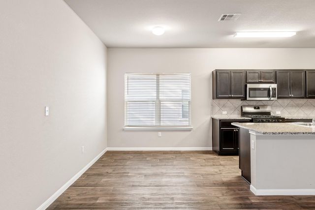 365 Cibolo Creek DR, Kyle, TX 78640