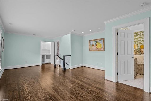 12 Charleston Square, Greensboro, NC 27408