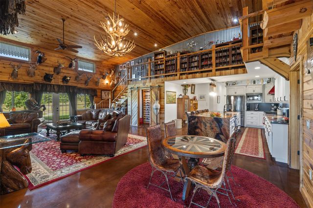 1930 County Road 413, Llano, TX 78643