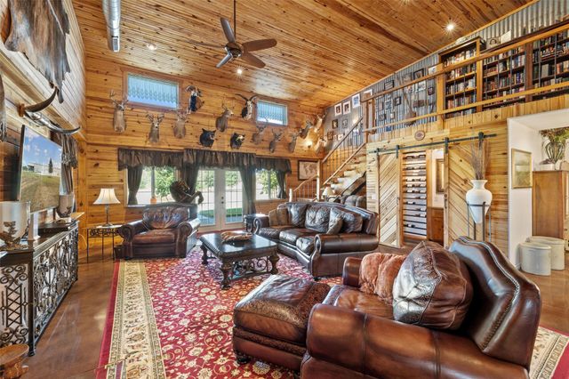 1930 County Road 413, Llano, TX 78643