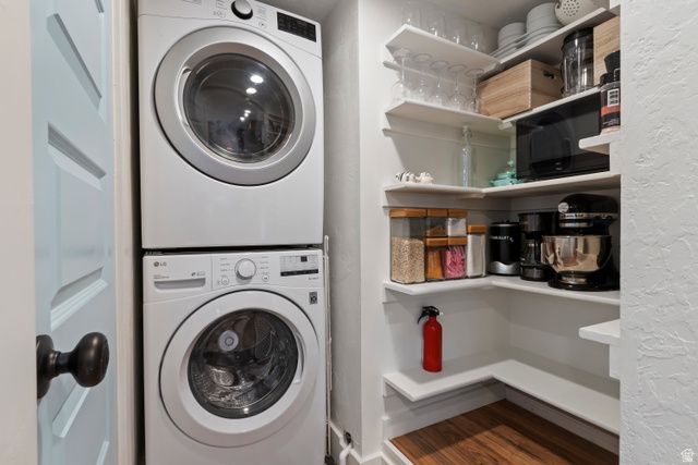 2615 E CANTERBURY LN, Cottonwood Heights, UT 84121