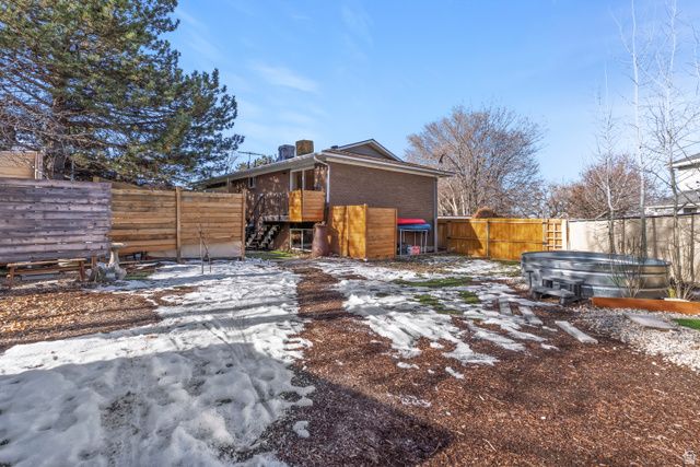 2615 E CANTERBURY LN, Cottonwood Heights, UT 84121