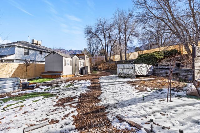 2615 E CANTERBURY LN, Cottonwood Heights, UT 84121