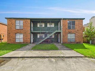 114 Hummingbird Lane B-D, Lafayette, LA 70506