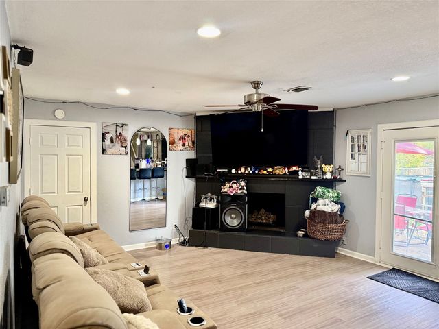 7508 S College Circle, North Richland Hills, TX 76180