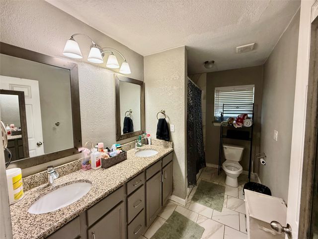 7508 S College Circle, North Richland Hills, TX 76180