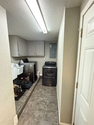 7508 S College Circle, North Richland Hills, TX 76180