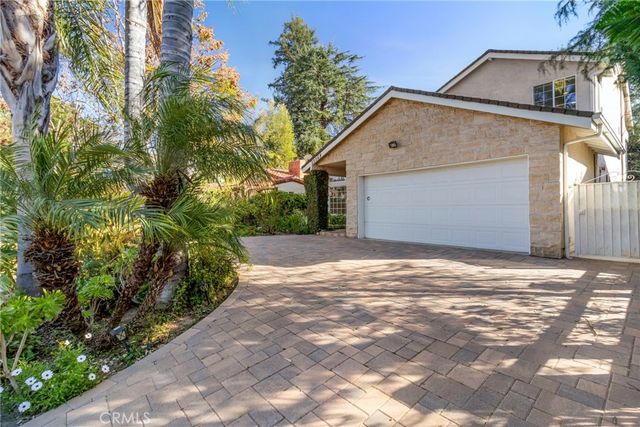 22068 Martinez Street, Woodland Hills, CA 91364